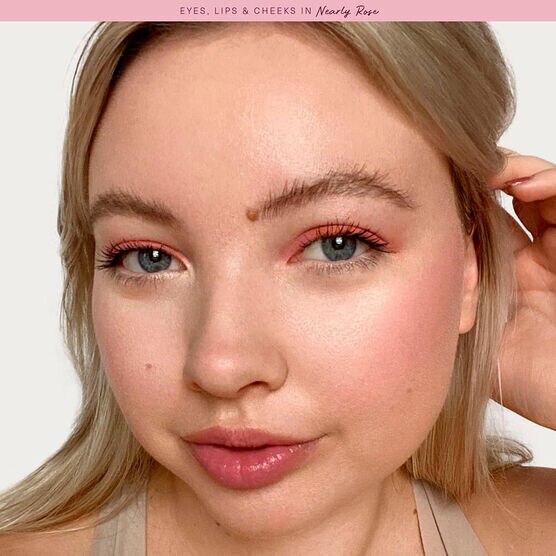 RARE STAY VULNERAB LIPS 3
